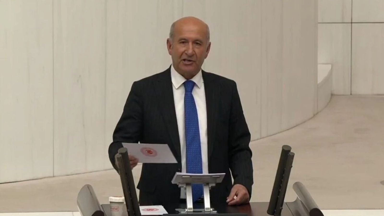 Gökçeada’daki tarihi kilise ve mezarlık alanına ilişkin haber görseli