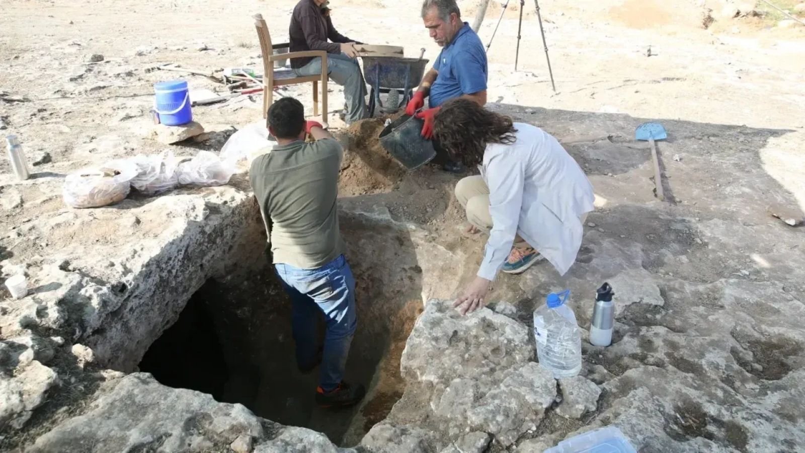 Şanlıurfa’daki Soğmatar Antik Kenti’nin kaya yapıları ve açık arazi dokusu