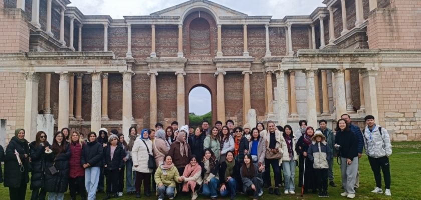 Manisa’da görme engellilere özel tarih ve kültür etkinliği