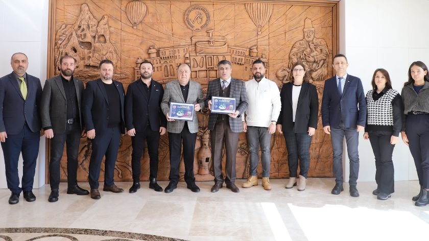 Hackathon iş birliği - TurizmPolitika Hackathon iş birliği