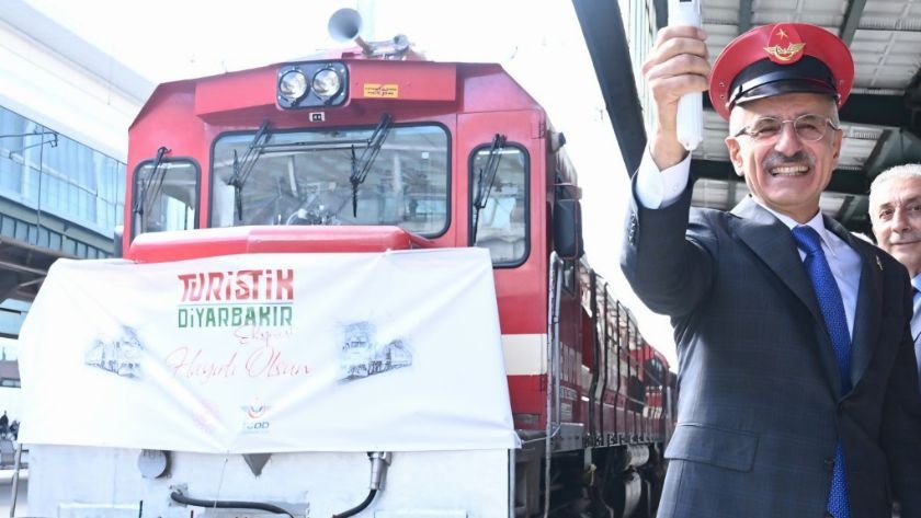 Turistik Diyarbakır Ekspresi