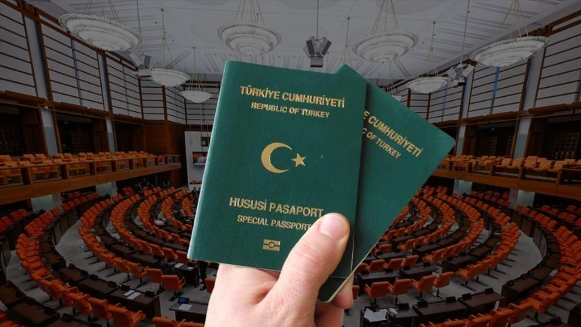 Sözleşmeli personele yeşil pasaport!