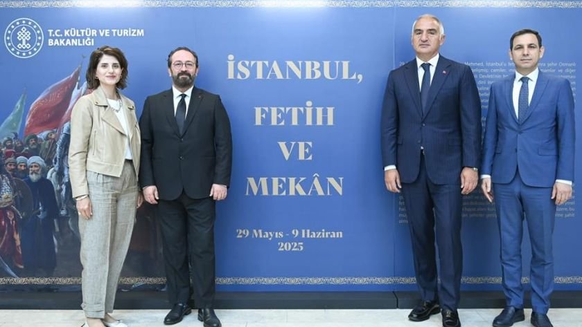 İstanbul fetih sergisi AKM’de açıldı