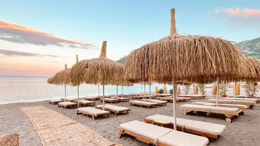 Marmaris halk plajları sezona hazırlanıyor