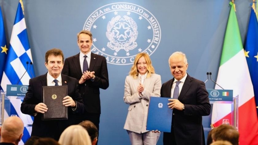 Yunanistan ve İtalya turizm ve ulaşımda iş birliğini artırıyor