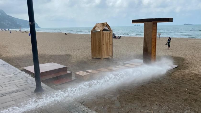 İnkumu’nda sezon öncesi temizlik çalışması