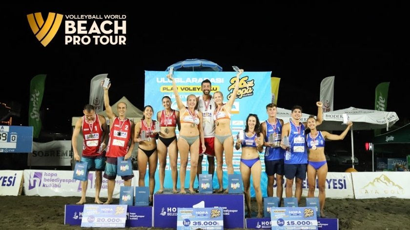 Hopa plaj voleybolu turnuvası uluslararası heyecanla tamamlandı