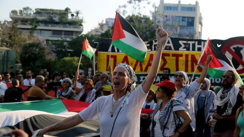 İsrailli turistler Yunanistan’da protestolarla karşılaştı