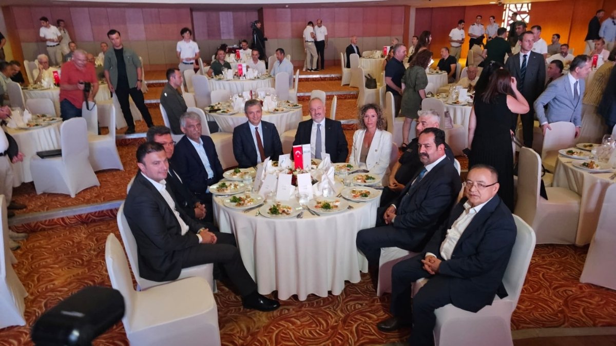 AKTOB : Küresel turizmde rekorlar ve riskler