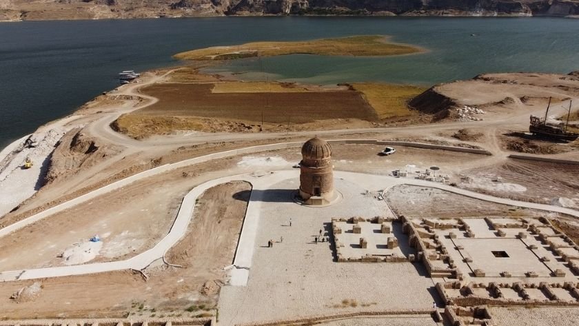Zeynel Bey Türbesi tarihi mimarisi