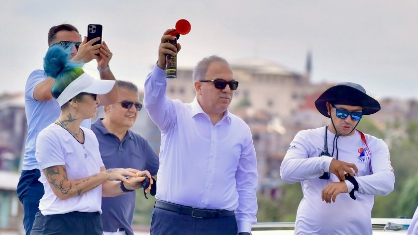 Türkiye optimist takım şampiyonası haliçte başladı