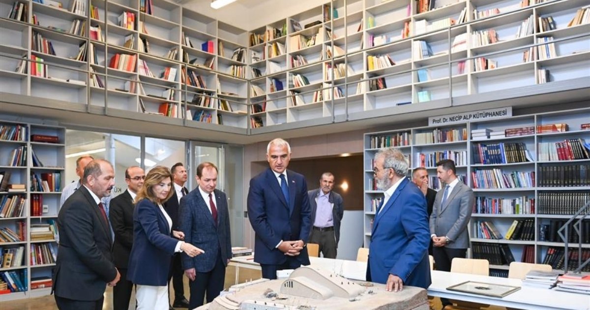 Bayburt’ta gençler için yeni yaşam merkezi açıldı