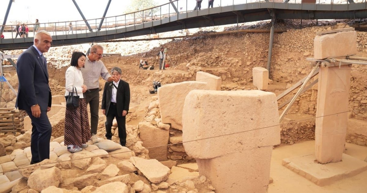 Göbeklitepe’de insan heykeli bulundu