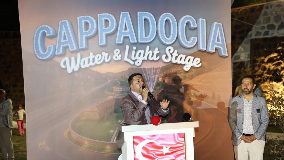 Kapadokya su ve ışık sahnesi gösteri havuzu açıldı