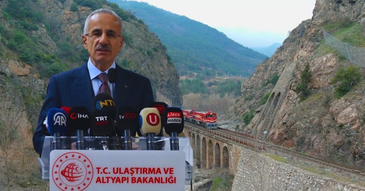 Turistik Karaelmas Treni Sonbahar Seferlerine Başlıyor