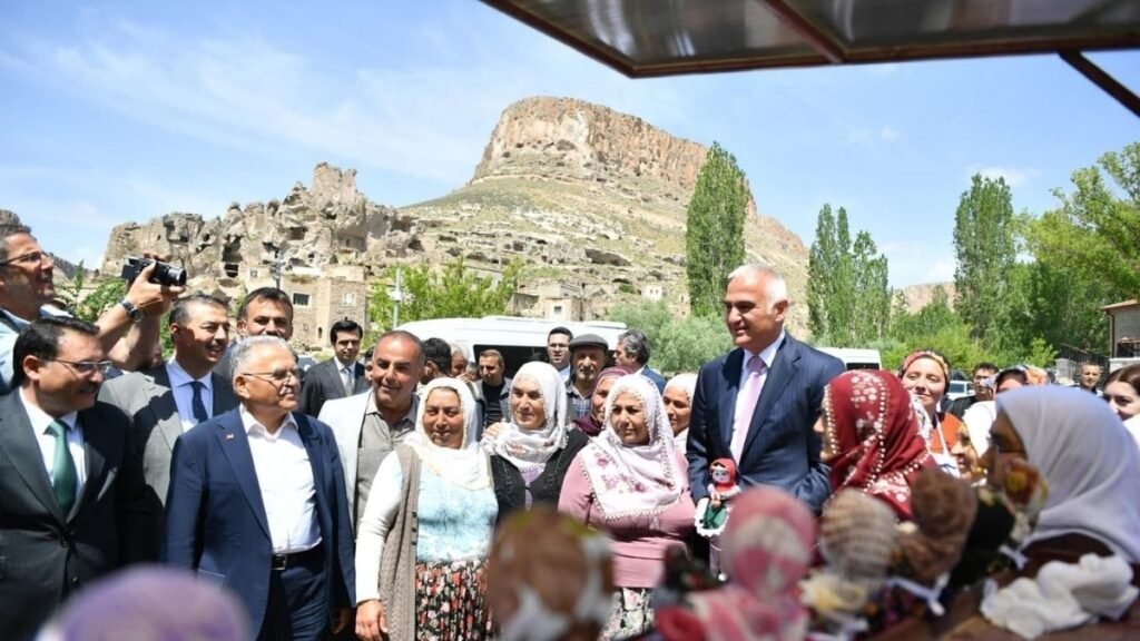 Türkiye Kültür Yolu Festivali - TurizmPolitika Türkiye Kültür Yolu Festivali