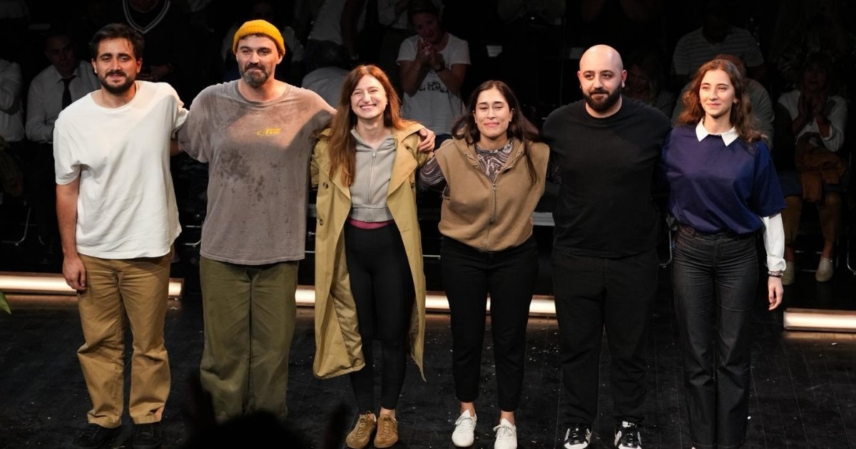 En Sevdiğinden Başla, Uluslararası Kent Tiyatrosu Festivali’nde Sahnelendi