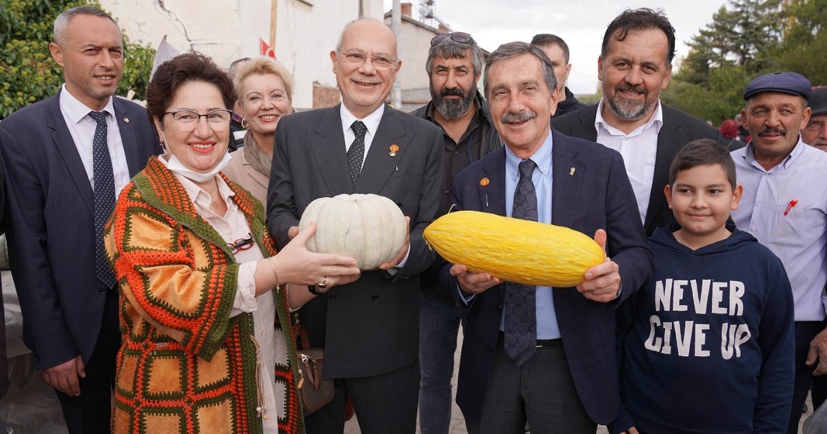 Kızılinler bal kabağı panayırında bereket buluşması