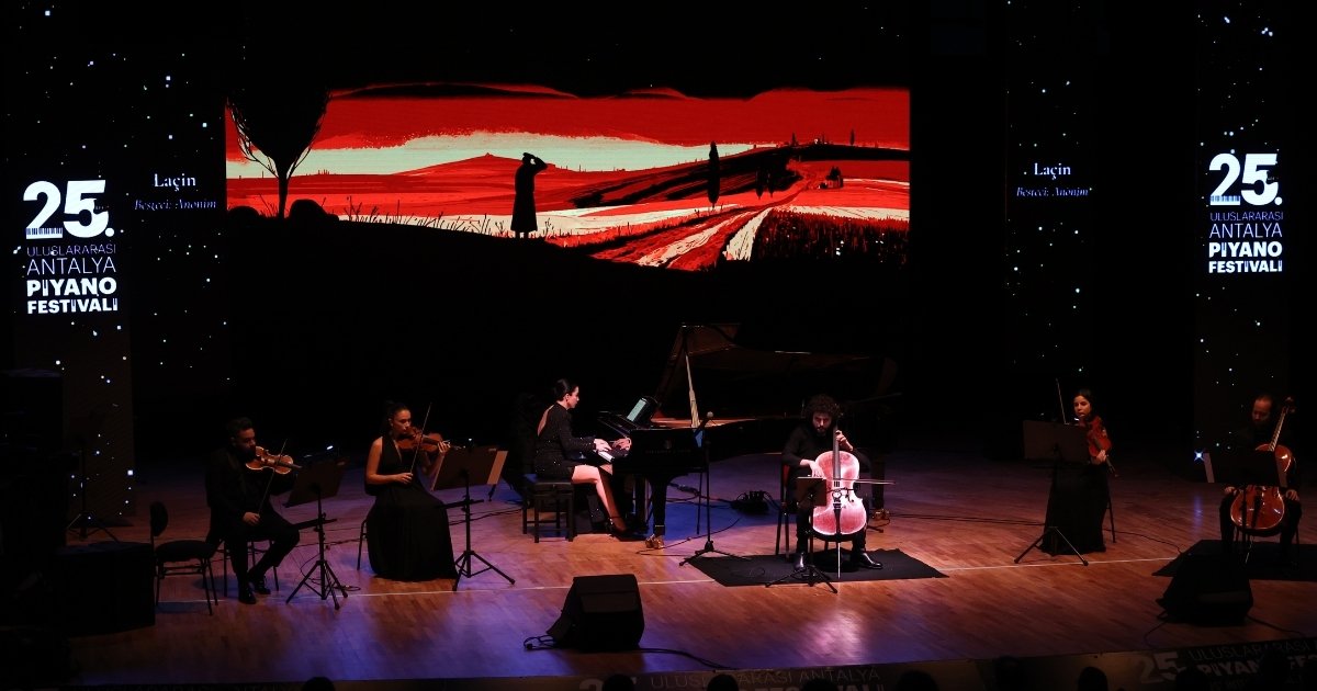 Antalya’da piyano ve çellonun büyülü buluşması