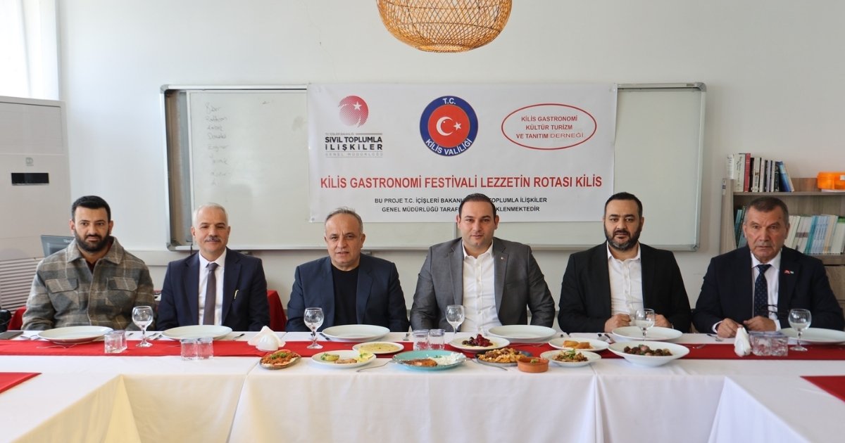 Kilis’te genç aşçılar mutfakta yarıştı